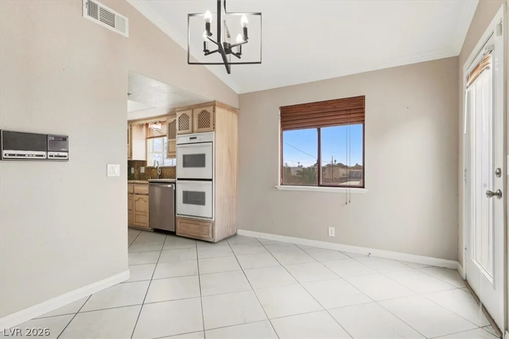 5134 Edna, Las Vegas, NV 89146