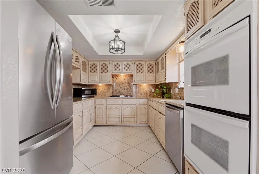 5134 Edna, Las Vegas, NV 89146
