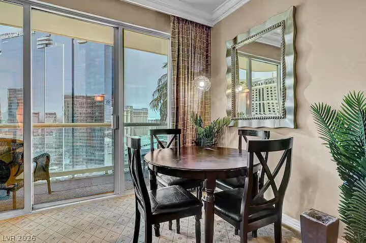 125 Harmon, Las Vegas, NV 89109