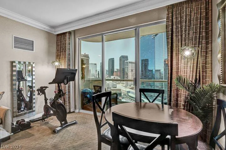 125 Harmon, Las Vegas, NV 89109