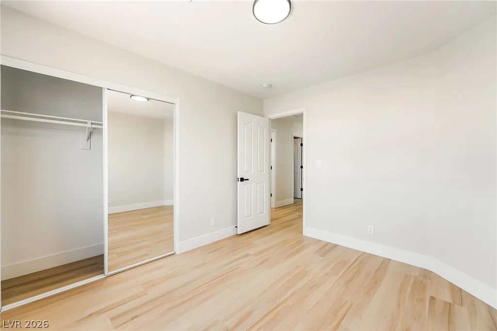 1293 Silver Knoll, Las Vegas, NV 89123