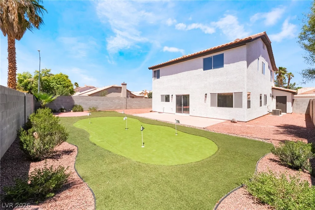 1293 Silver Knoll, Las Vegas, NV 89123