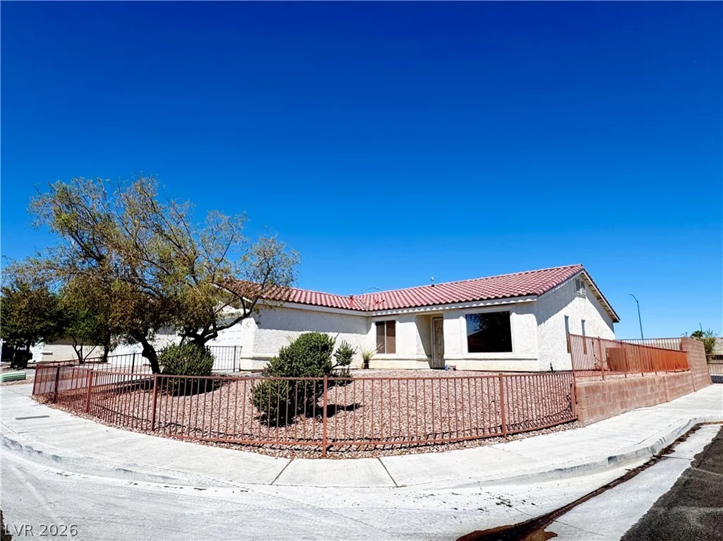 5218 Jungle Orchard, North Las Vegas, NV 89031