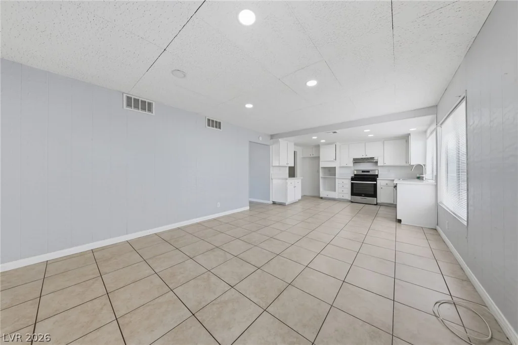 2749 Long, Las Vegas, NV 89121