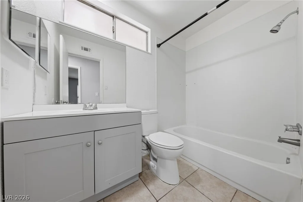 2749 Long, Las Vegas, NV 89121