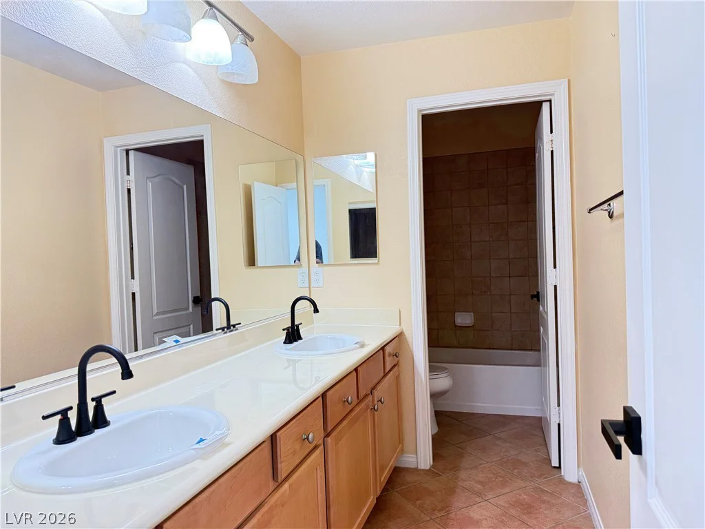 7009 Arcadia Creek, North Las Vegas, NV 89084