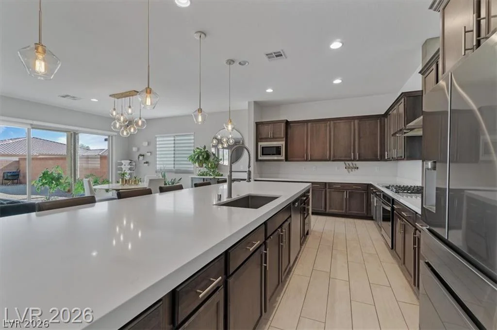 5953 Yellow Ridge, Las Vegas, NV 89131