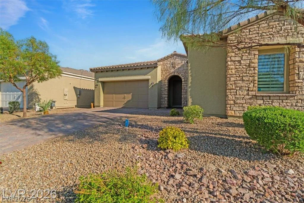 5953 Yellow Ridge, Las Vegas, NV 89131