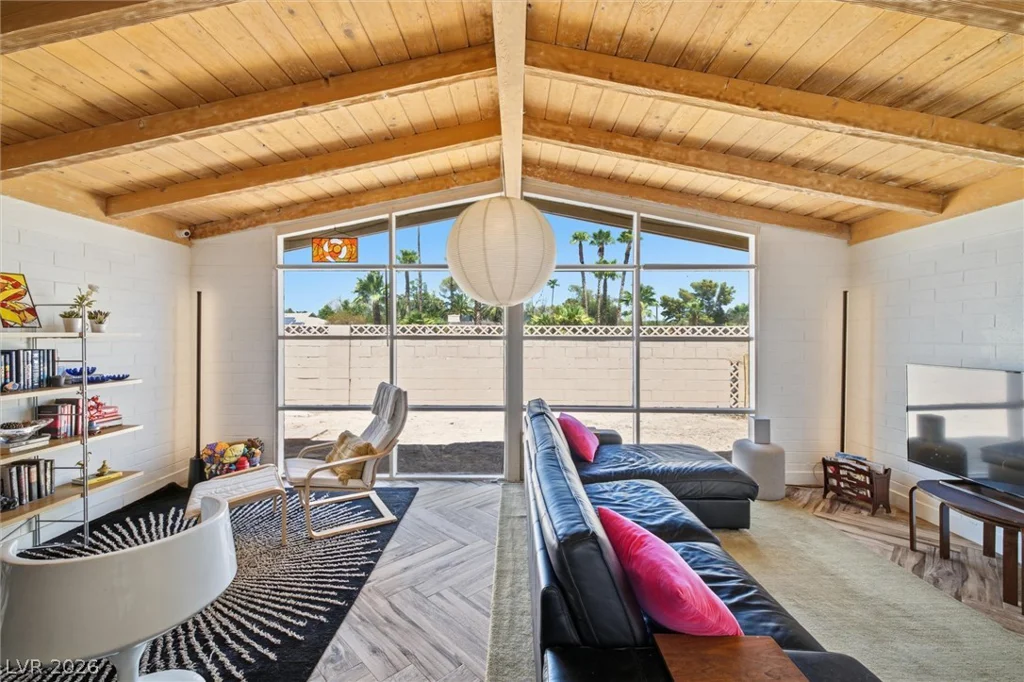 1701 Birch, Las Vegas, NV 89102