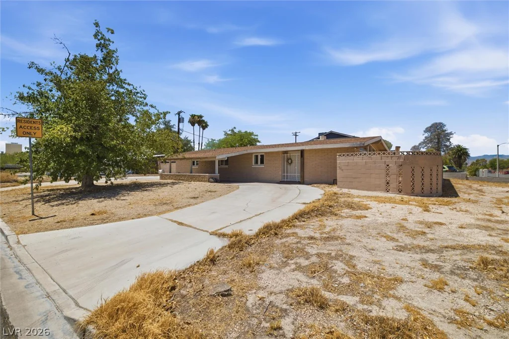 1701 Birch, Las Vegas, NV 89102