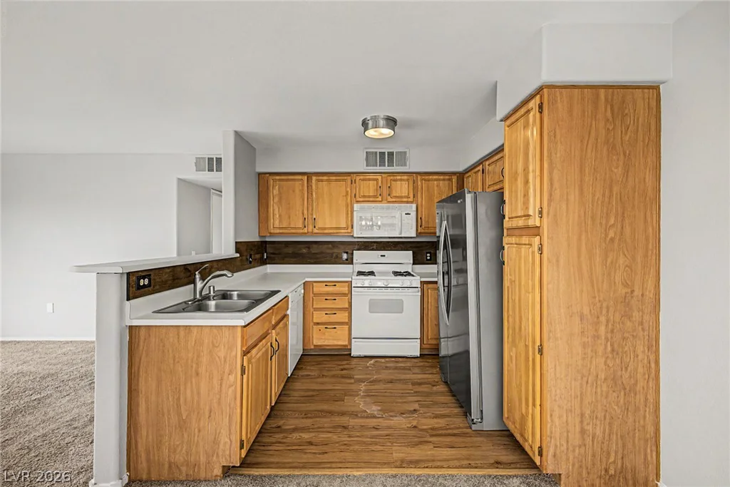 5710 Tropicana, Las Vegas, NV 89122
