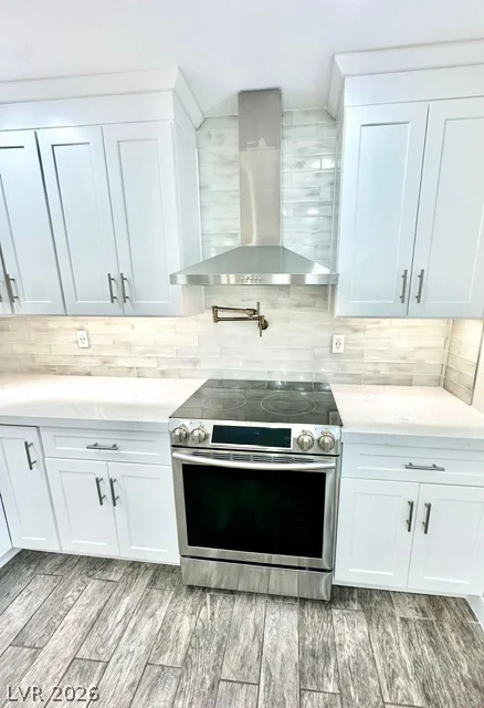 5317 Indian River, Las Vegas, NV 89103