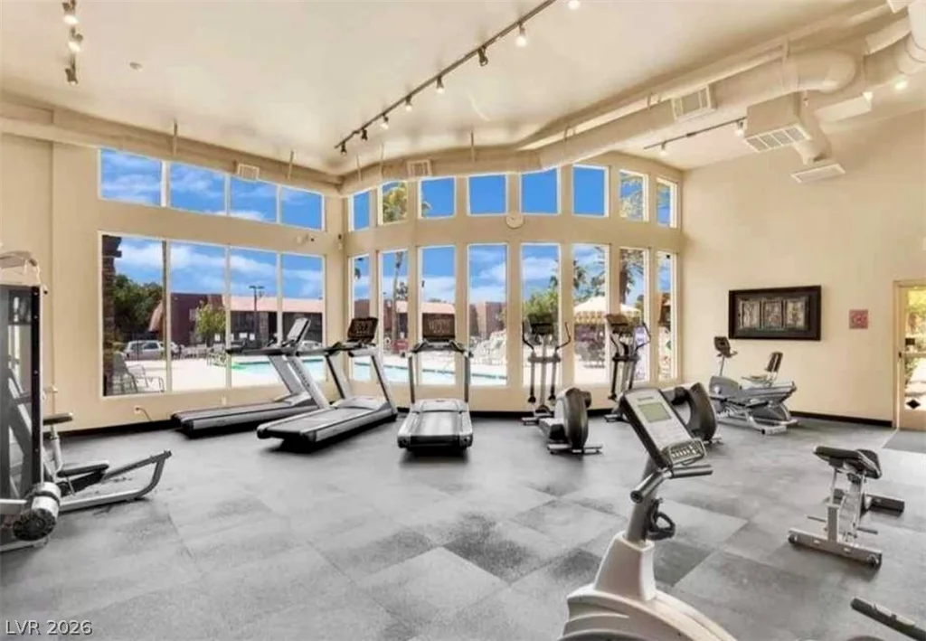 5317 Indian River, Las Vegas, NV 89103