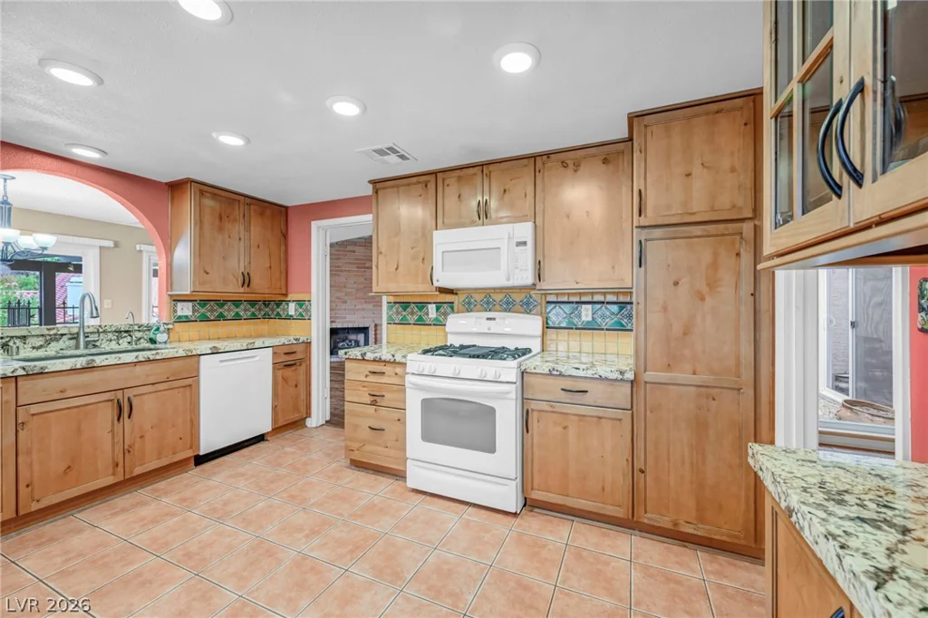 2768 Tentsmuir, Henderson, NV 89014