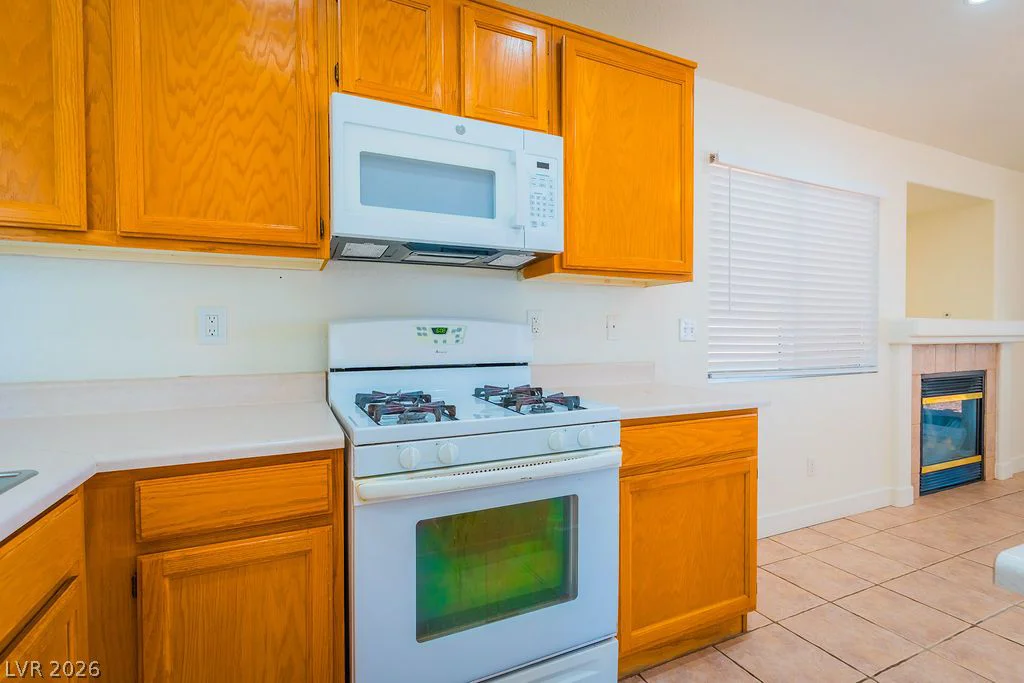 8924 Colorful Pines, Las Vegas, NV 89143
