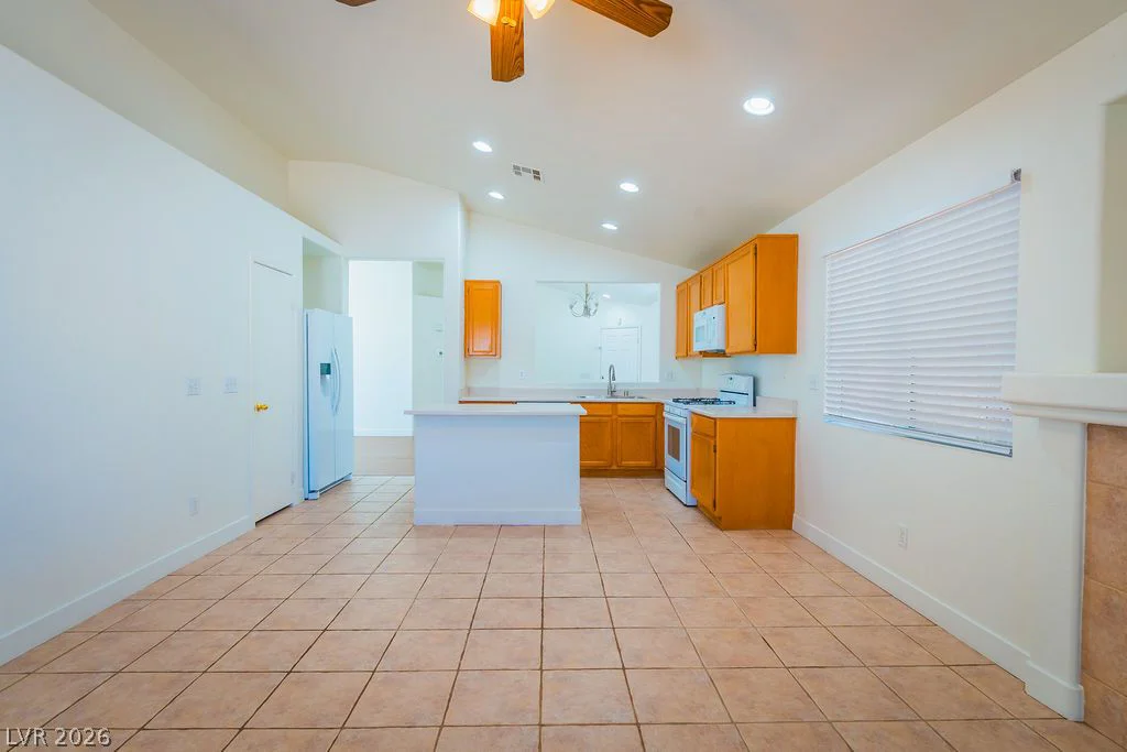 8924 Colorful Pines, Las Vegas, NV 89143