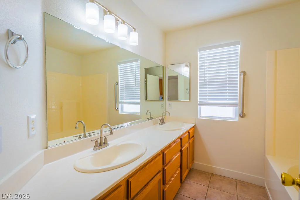 8924 Colorful Pines, Las Vegas, NV 89143