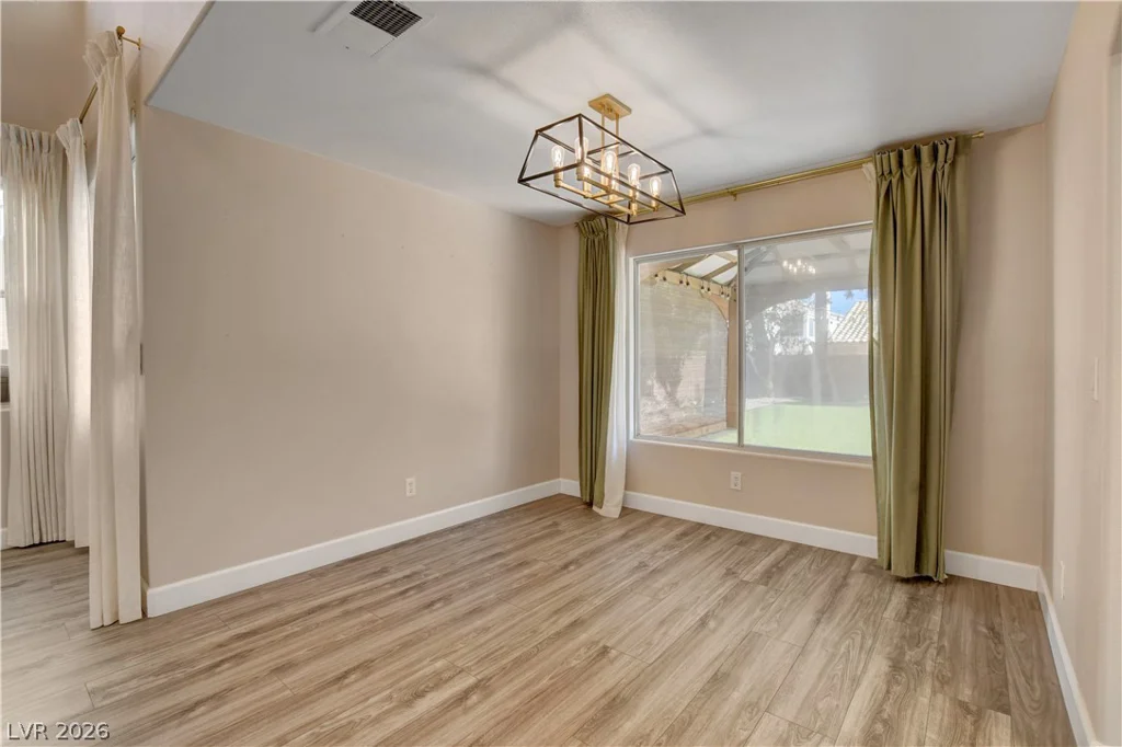 8308 Raphael, Las Vegas, NV 89129