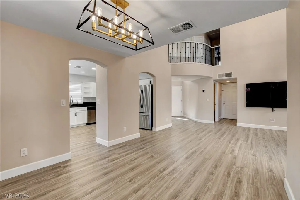 8308 Raphael, Las Vegas, NV 89129