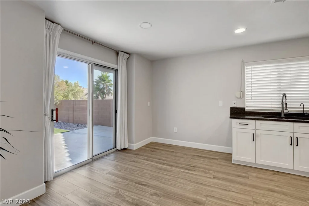 8308 Raphael, Las Vegas, NV 89129