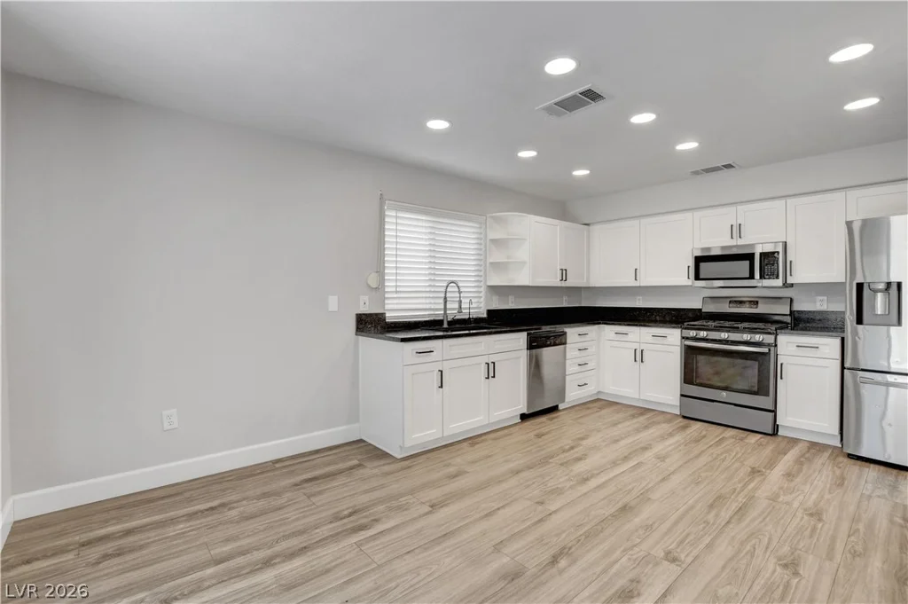 8308 Raphael, Las Vegas, NV 89129