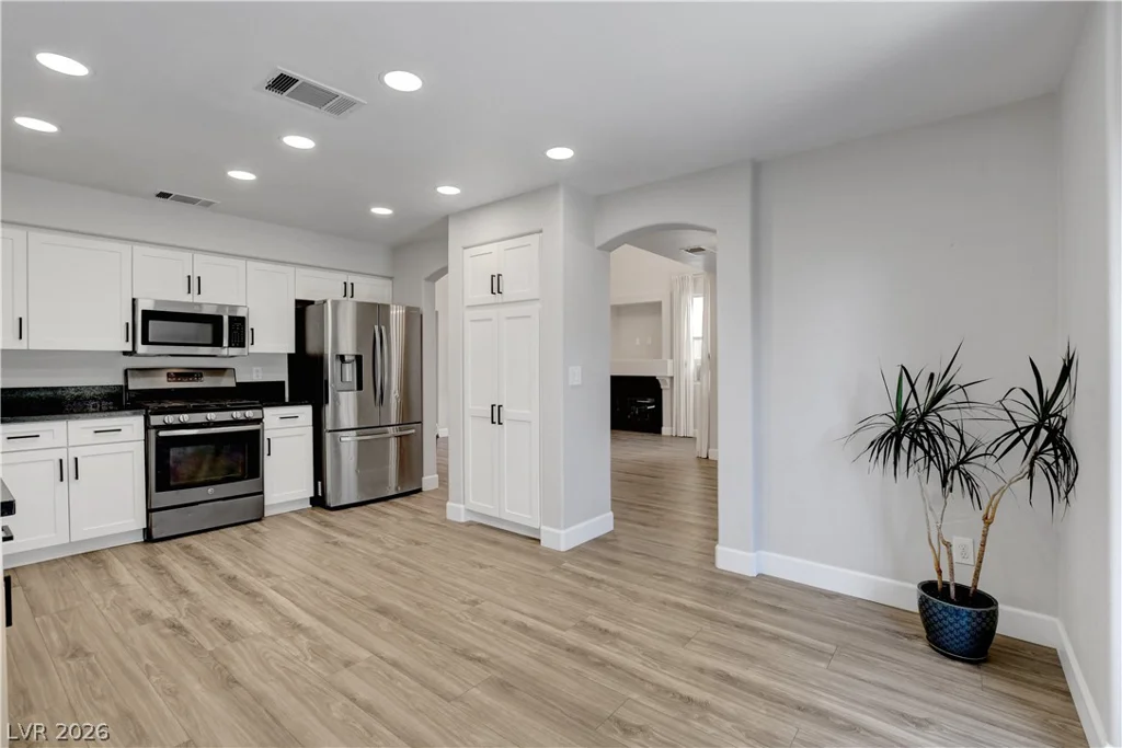 8308 Raphael, Las Vegas, NV 89129