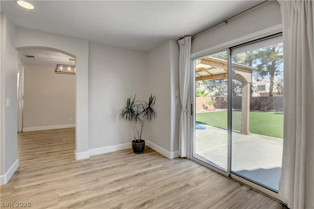 8308 Raphael, Las Vegas, NV 89129