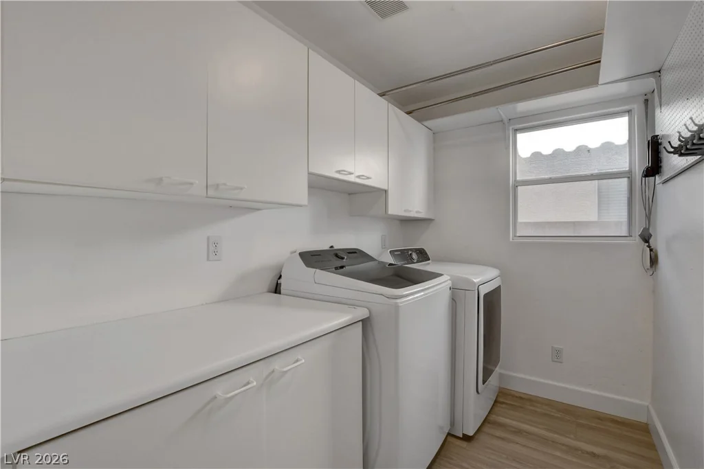 8308 Raphael, Las Vegas, NV 89129
