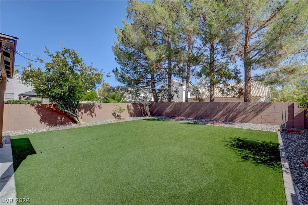 8308 Raphael, Las Vegas, NV 89129