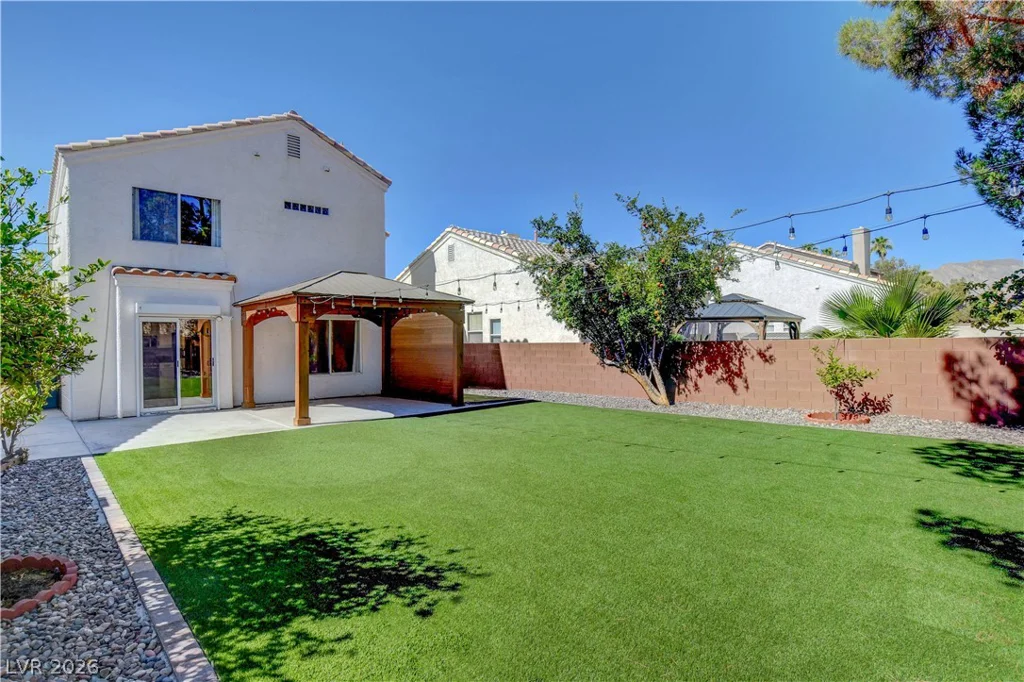 8308 Raphael, Las Vegas, NV 89129