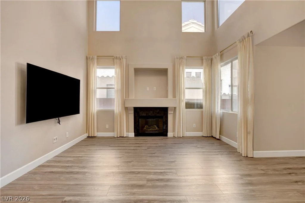 8308 Raphael, Las Vegas, NV 89129