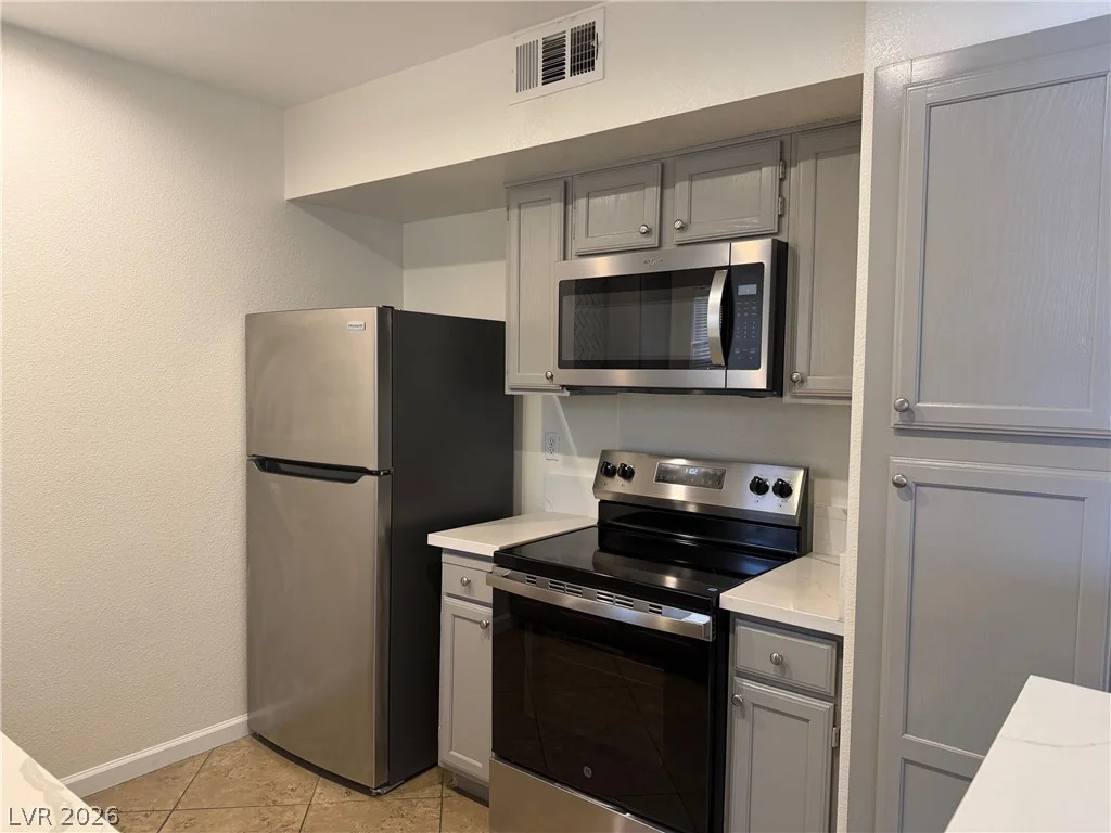6650 Warm Springs, Las Vegas, NV 89118