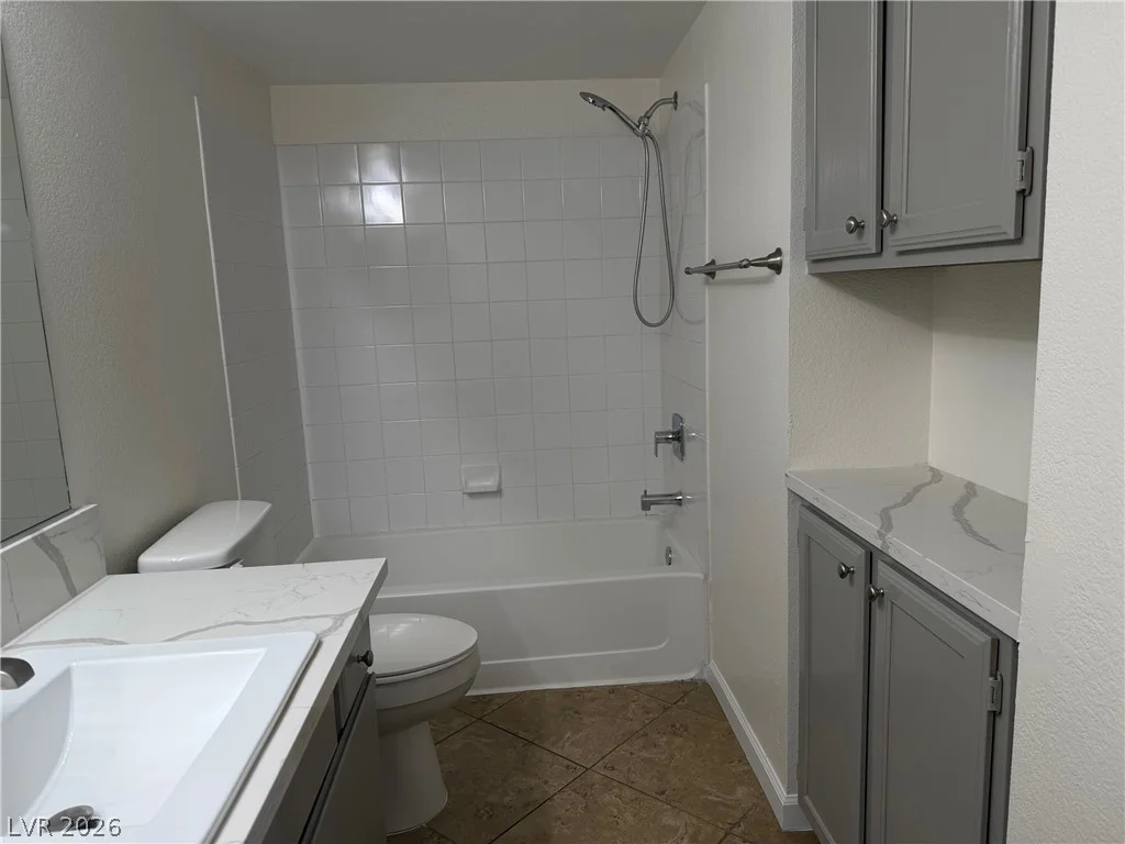 6650 Warm Springs, Las Vegas, NV 89118