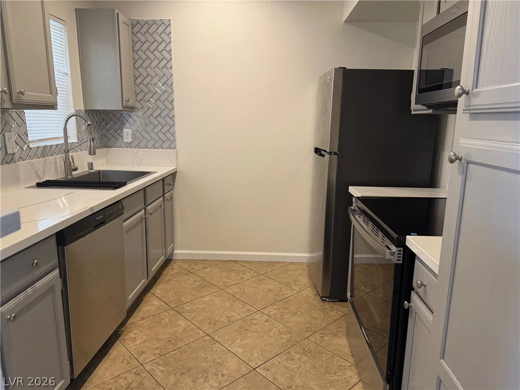 6650 Warm Springs, Las Vegas, NV 89118