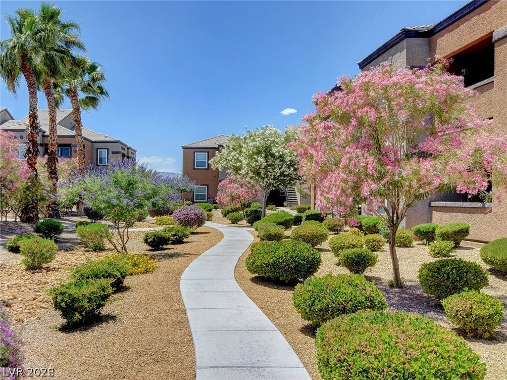 6650 Warm Springs, Las Vegas, NV 89118