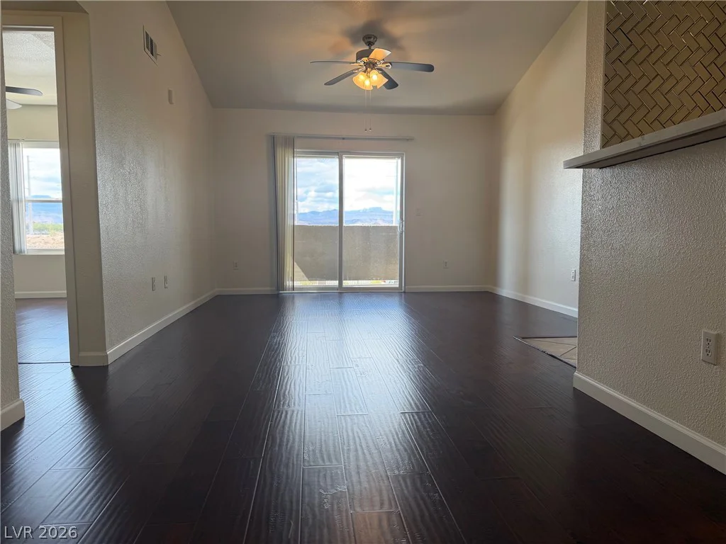 6650 Warm Springs, Las Vegas, NV 89118