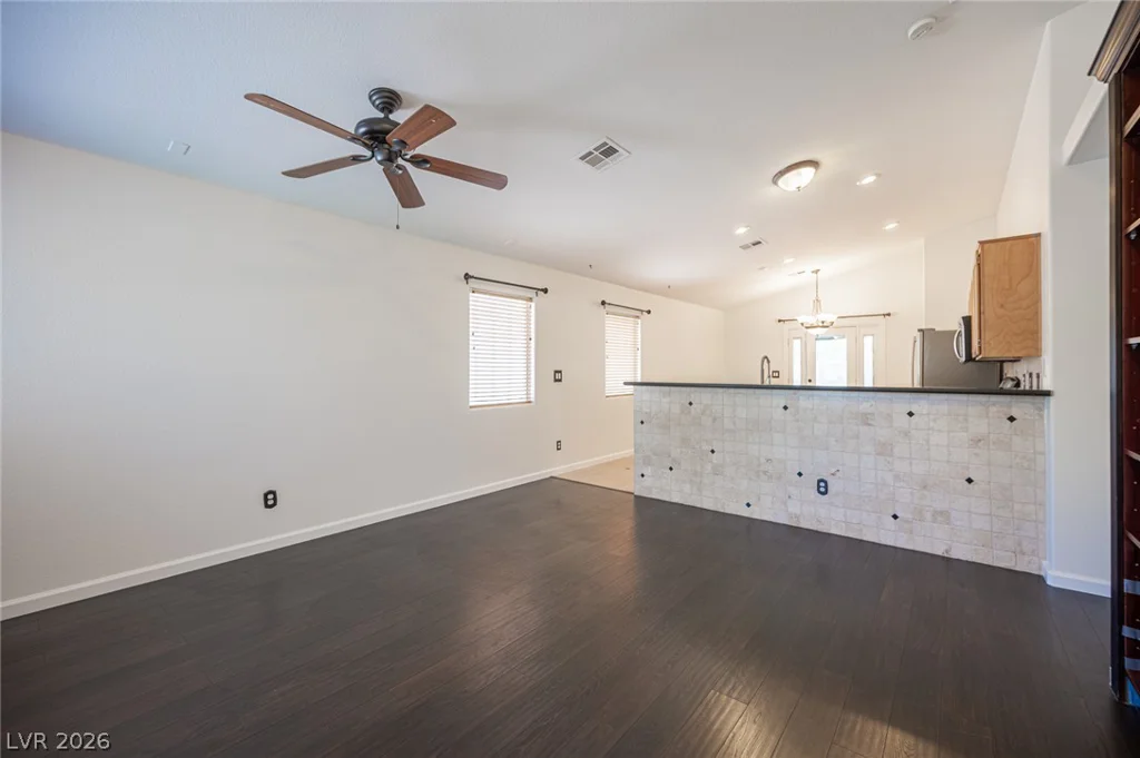 7660 Catalina Harbor, Las Vegas, NV 89131
