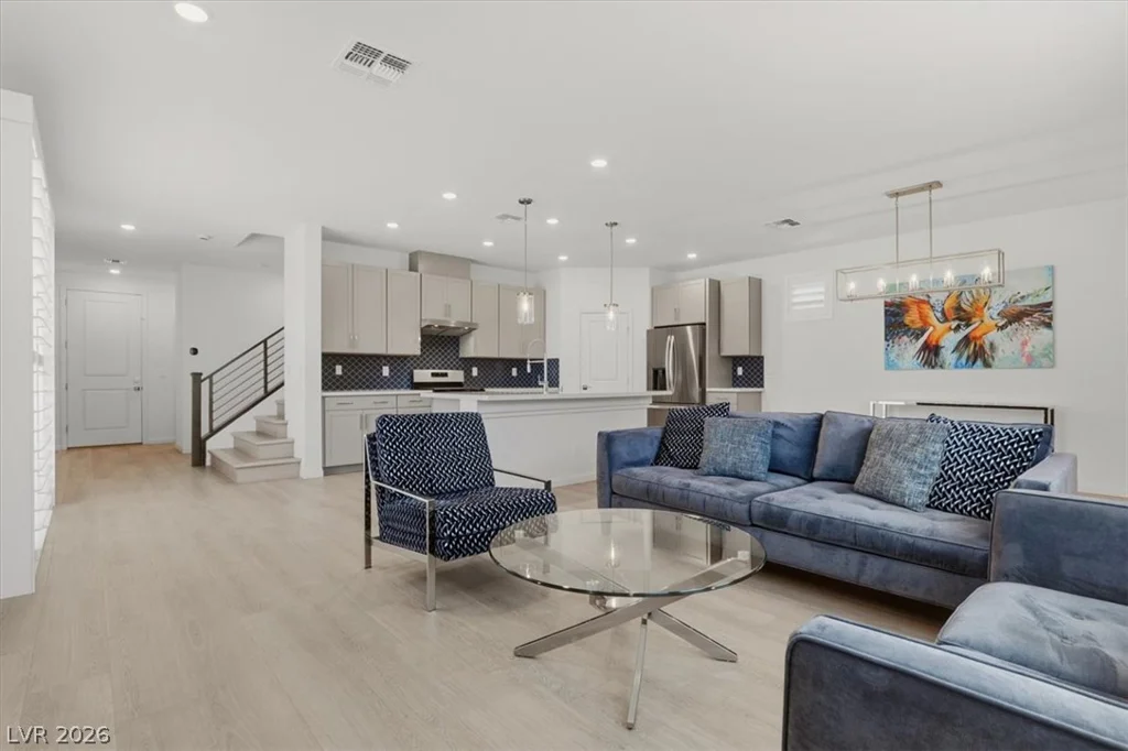 9105 Nostrand, Las Vegas, NV 89148