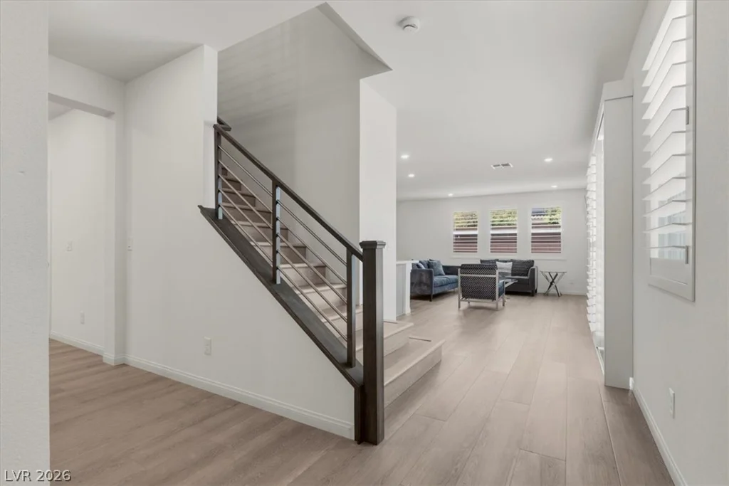 9105 Nostrand, Las Vegas, NV 89148