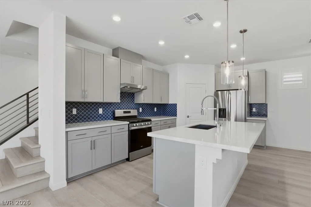 9105 Nostrand, Las Vegas, NV 89148