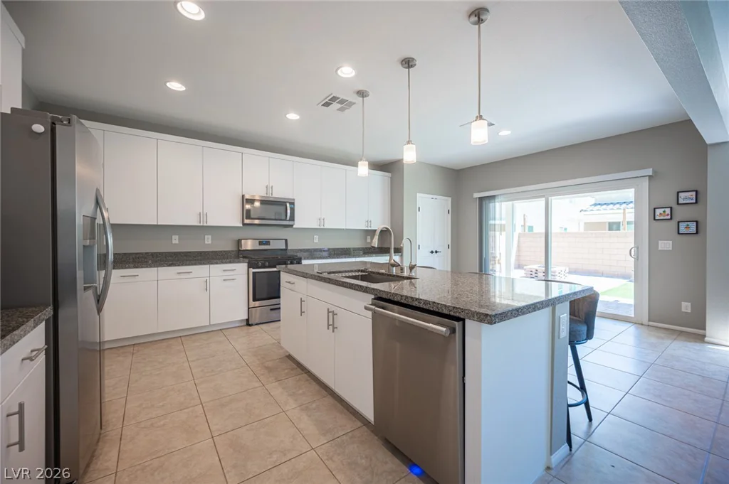 107 Broken Wagon, North Las Vegas, NV 89031