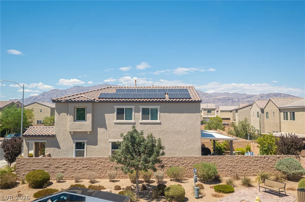 107 Broken Wagon, North Las Vegas, NV 89031