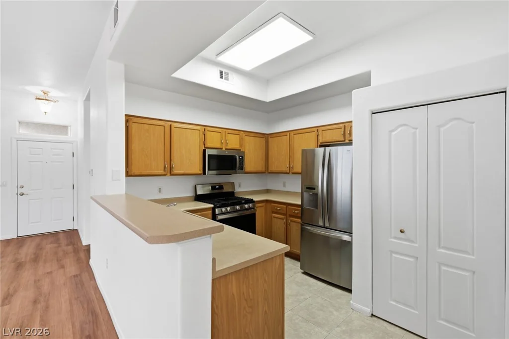 700 Carnegie, Henderson, NV 89052