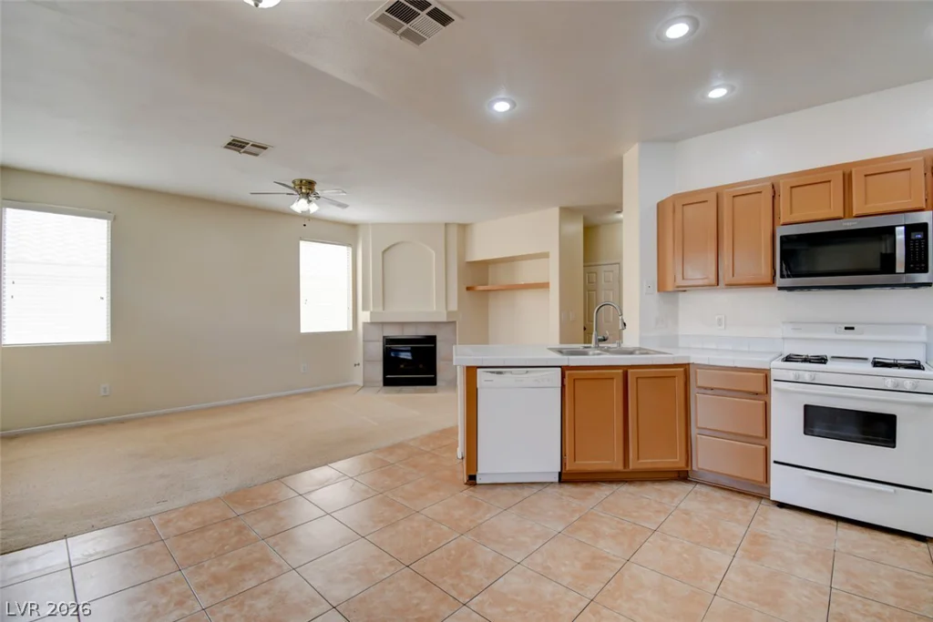 8040 Tailwind, Las Vegas, NV 89131