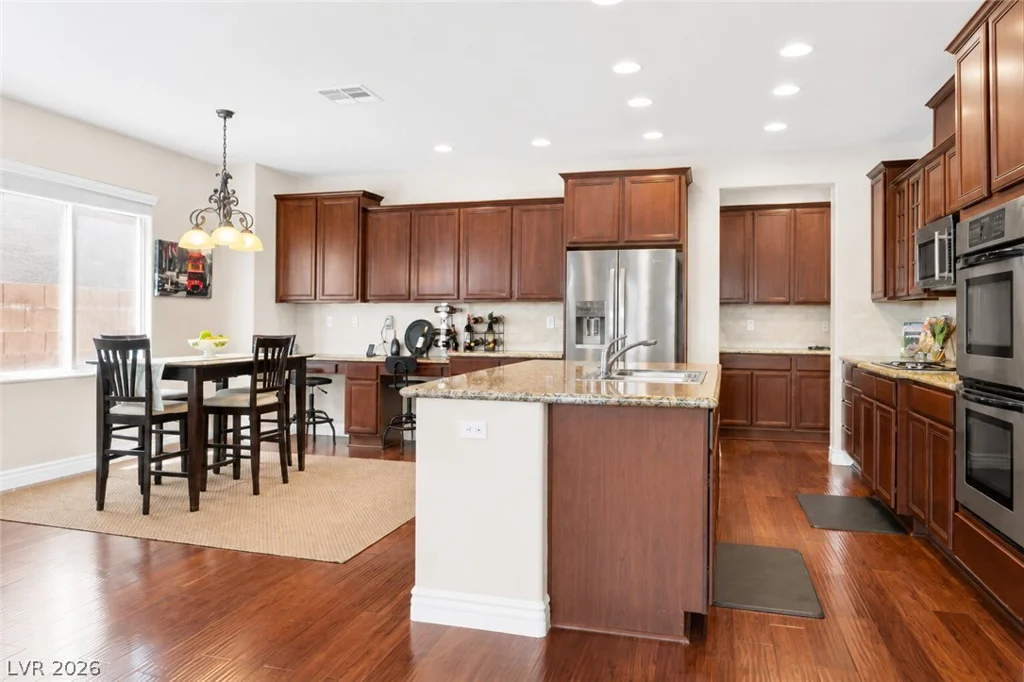 7520 Royal Crystal, Las Vegas, NV 89149