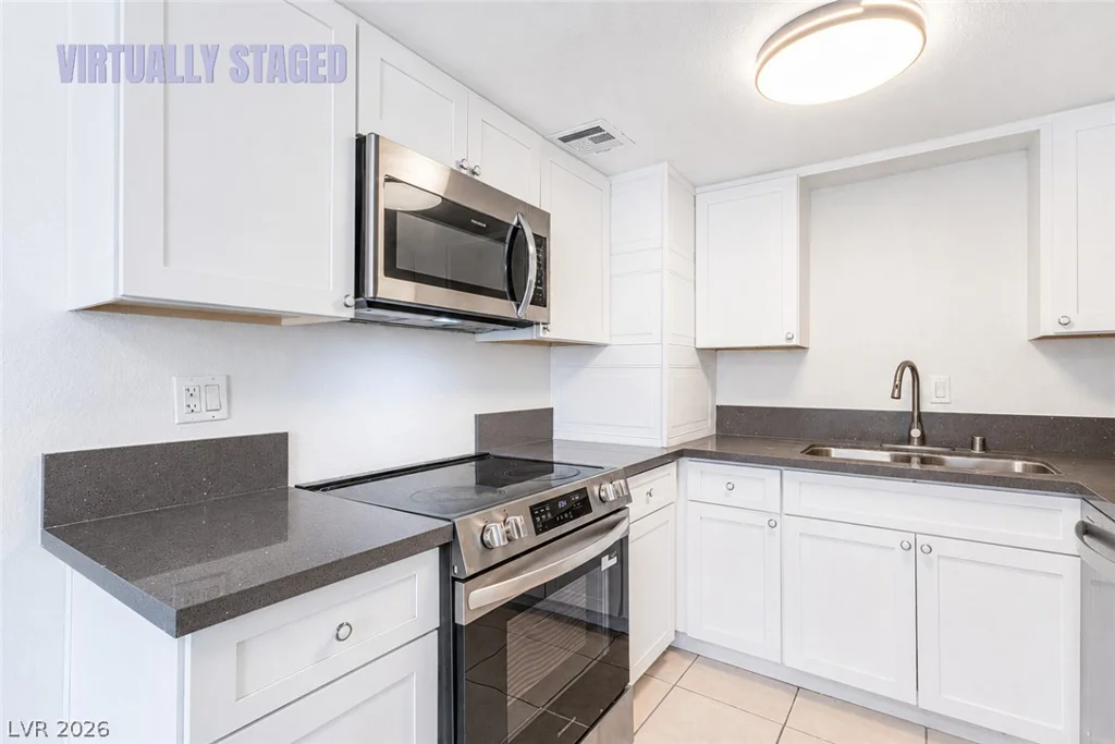 4922 Newport Cove, Las Vegas, NV 89119