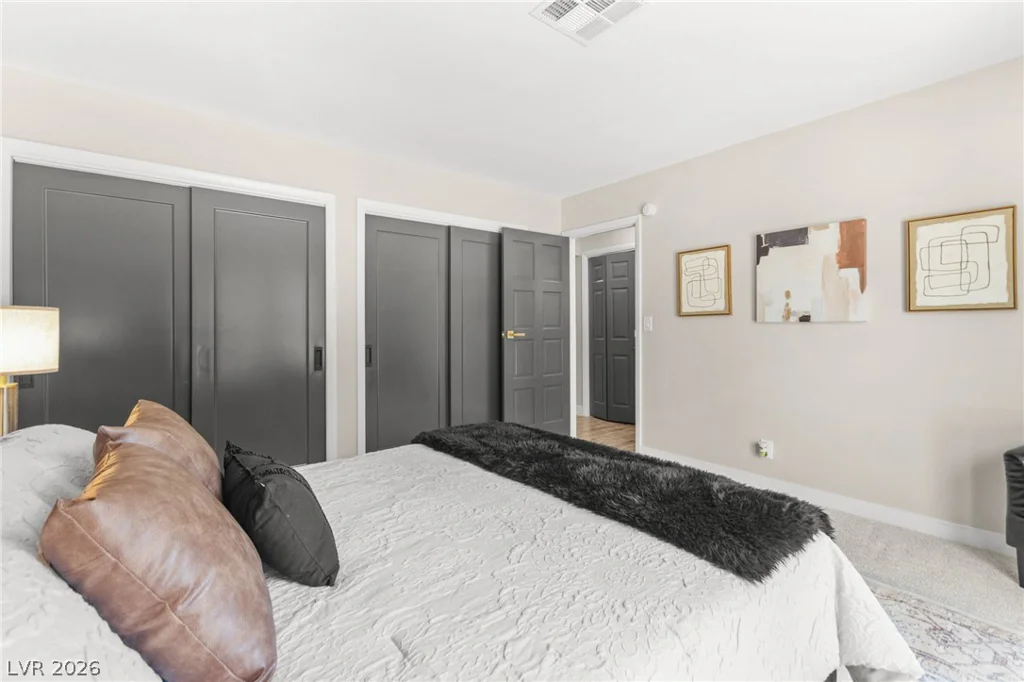 1900 Plaza De La Cruz, Las Vegas, NV 89102