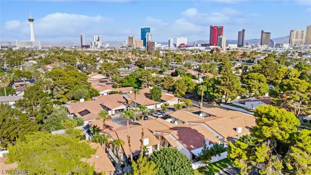 1900 Plaza De La Cruz, Las Vegas, NV 89102