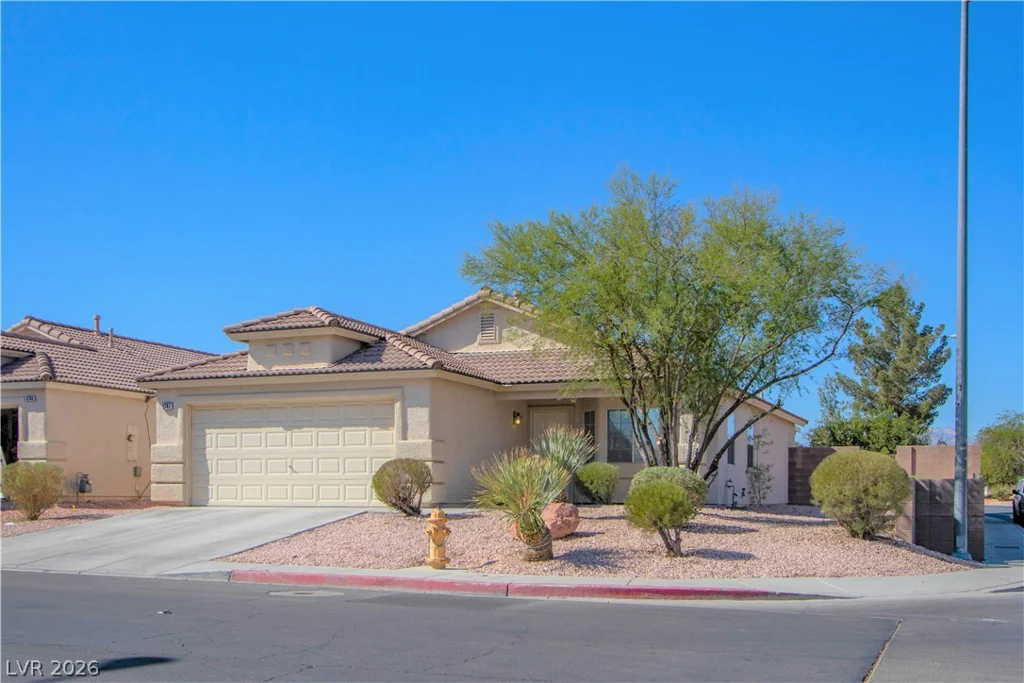 3747 Shadow Tree, North Las Vegas, NV 89032