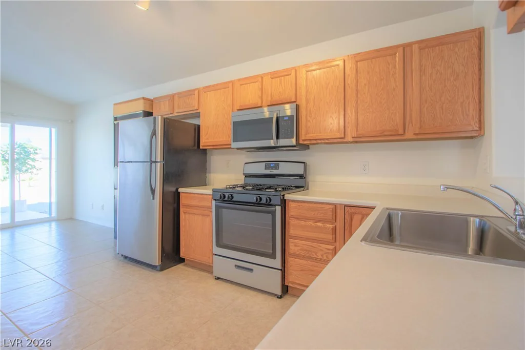 3747 Shadow Tree, North Las Vegas, NV 89032